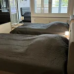 3 - Klimaanlage, Grosses Sofa, Cafe & Wlan, Selfcheckin, Parkplatz, Fuer 5 Gaeste