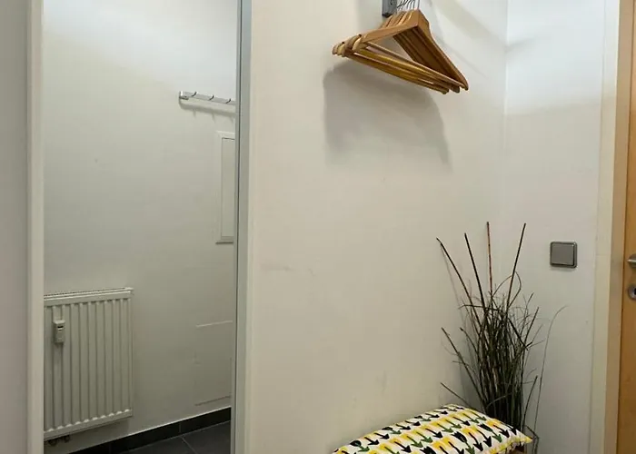 3 - Klimaanlage, Grosses Sofa, Cafe & Wlan, Selfcheckin, Parkplatz, Fuer 5 Gaeste Λιντς