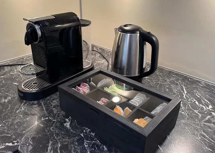 City Apartment Linz 3 Zimmer - Klimaanlage, Grosses Sofa, Cafe & Wlan, Selfcheckin, Parkplatz, Fuer 5 Gaeste لينتز