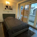 アパート 3 - Klimaanlage, Grosses Sofa, Cafe & Wlan, Selfcheckin, Parkplatz, Fuer 5 Gaeste リンツ